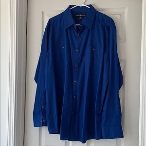 Men’s button down dress shirt